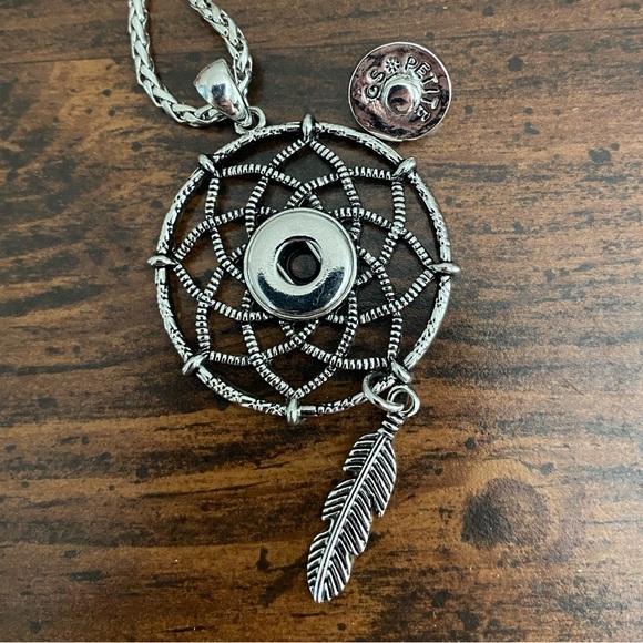 GingerSnaps Petite Collection Dreamcatcher Necklace - 111 - Picture 7 of 7